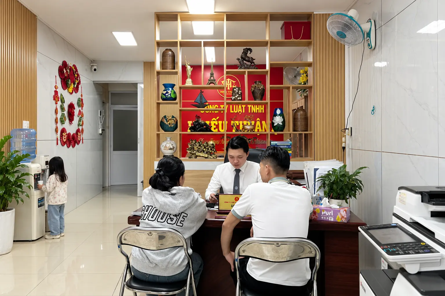 luật sư tư vấn giành quyền nuôi con