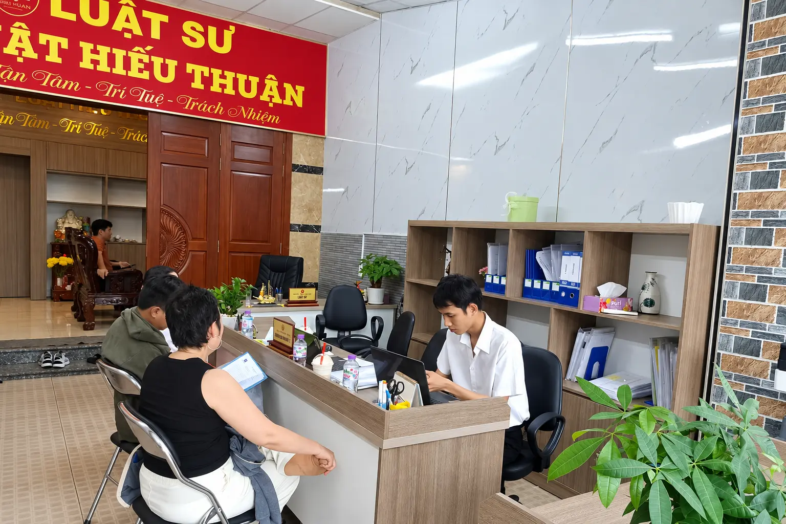 tư vấn phương án ly hôn có yếu tố nước ngoài